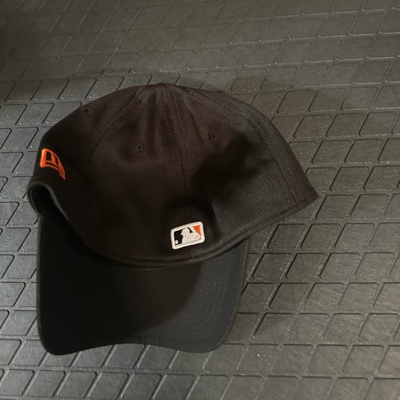 Hat - Picture 2 of 2